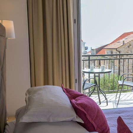 Hotel Fortuna Milna  Kültér fotó