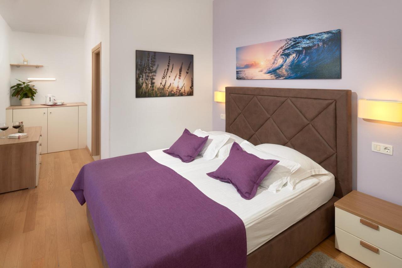 Hotel Fortuna Milna  Kültér fotó