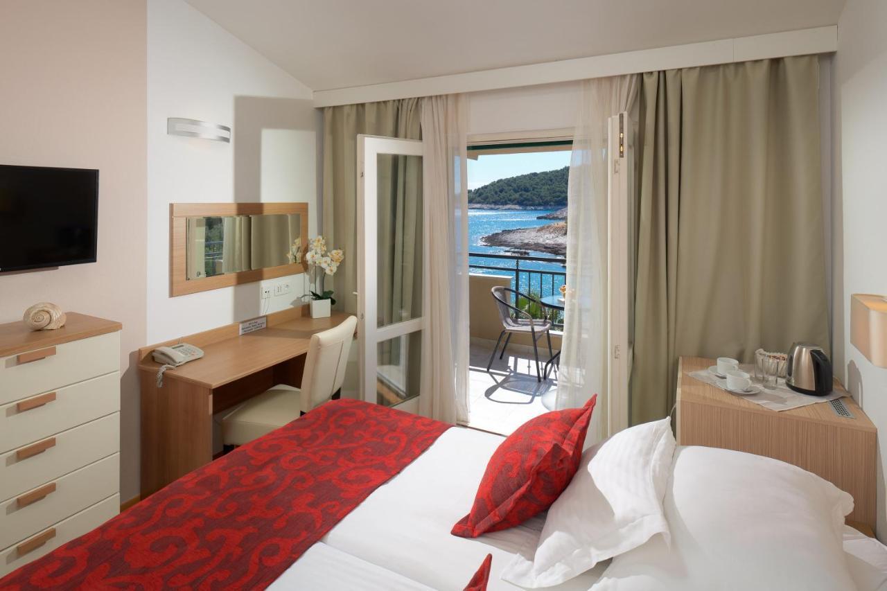 Hotel Fortuna Milna  Kültér fotó