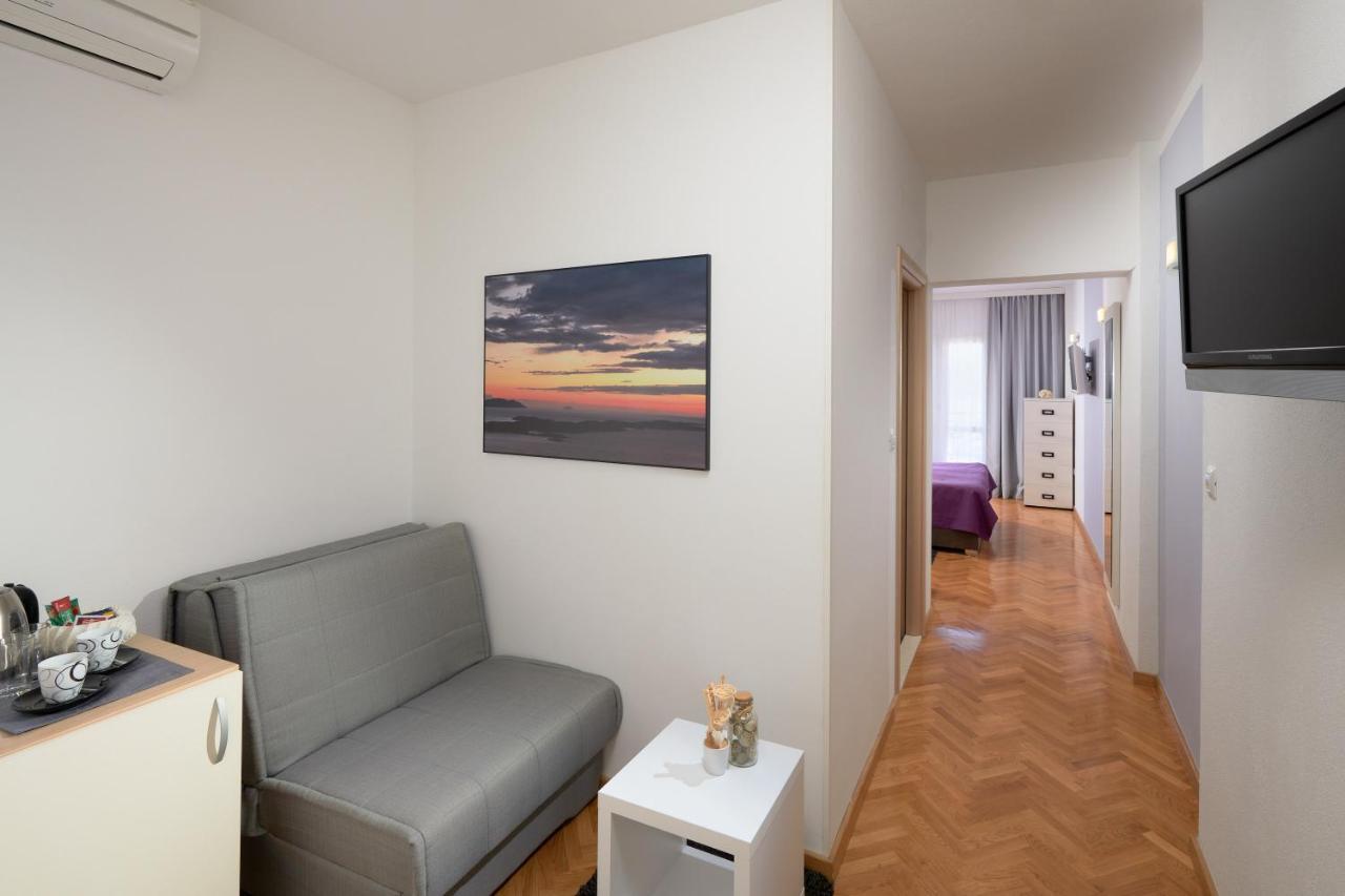 Hotel Fortuna Milna  Kültér fotó